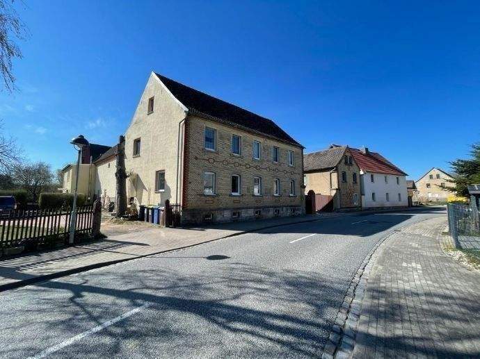 +++ Solides Mehrfamilienhaus mit Top Anbindung in Nessa +++ 2 zimmer