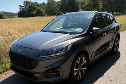 Ford Kuga 69.814 km 22.900 &euro; Dahn 66994