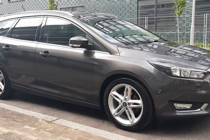 Ford Focus 111.000 km 6.800 &euro; Berlin 12489