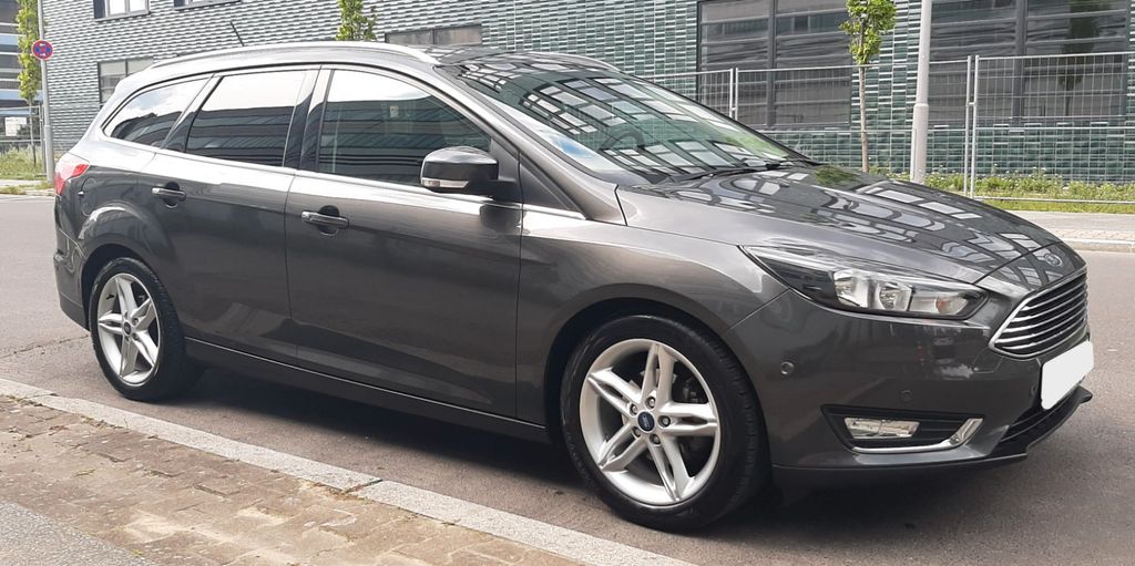 Ford Focus 111.000 km 6.800 &euro; Berlin 12489