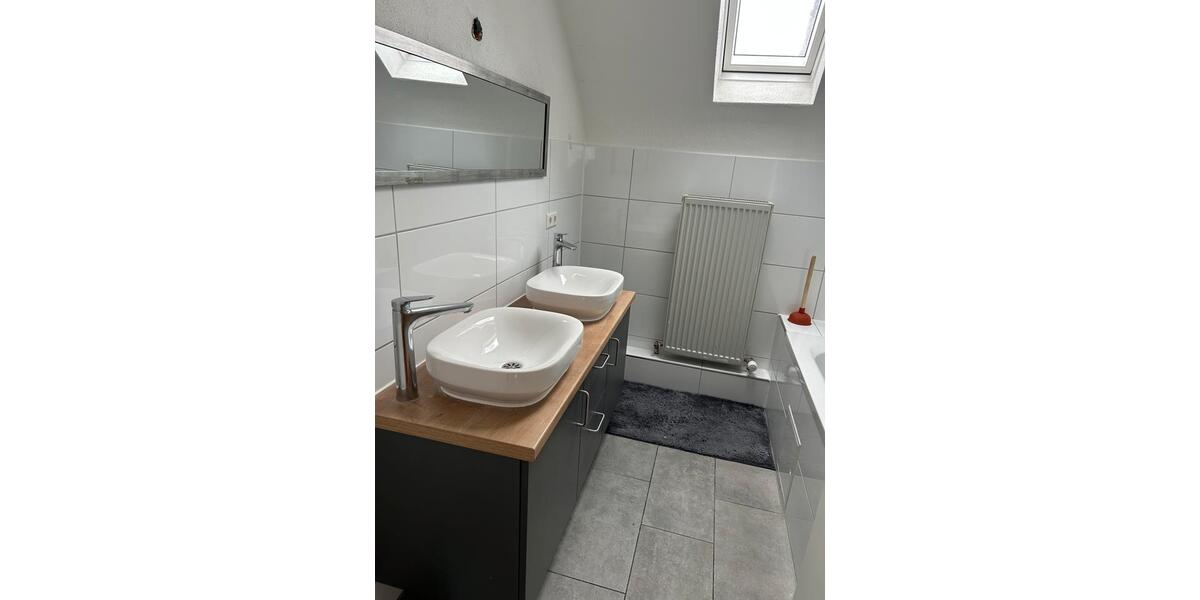 Dachgeschoßwohnung Heilbronn - 4 Zimmer, 97 m&sup2;, 1.190&euro; | Angebot:24472362