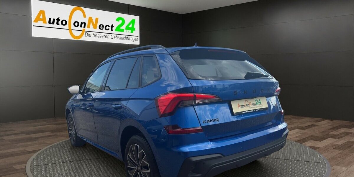 Skoda Kamiq 1.0 TSi Selection Black *Sitzhzg/Kamera/LED/ 19.973 km 21.490 &euro; Bamberg 96052