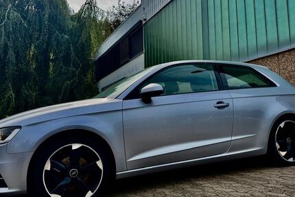 Audi A3 150.500 km 7.300 &euro; Siegen 57074