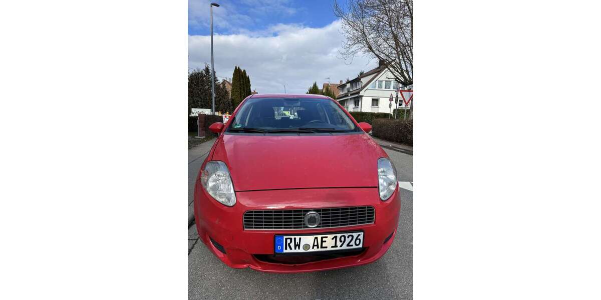 Fiat Grande Punto 166.000 km 500 &euro; Niedereschach 78078