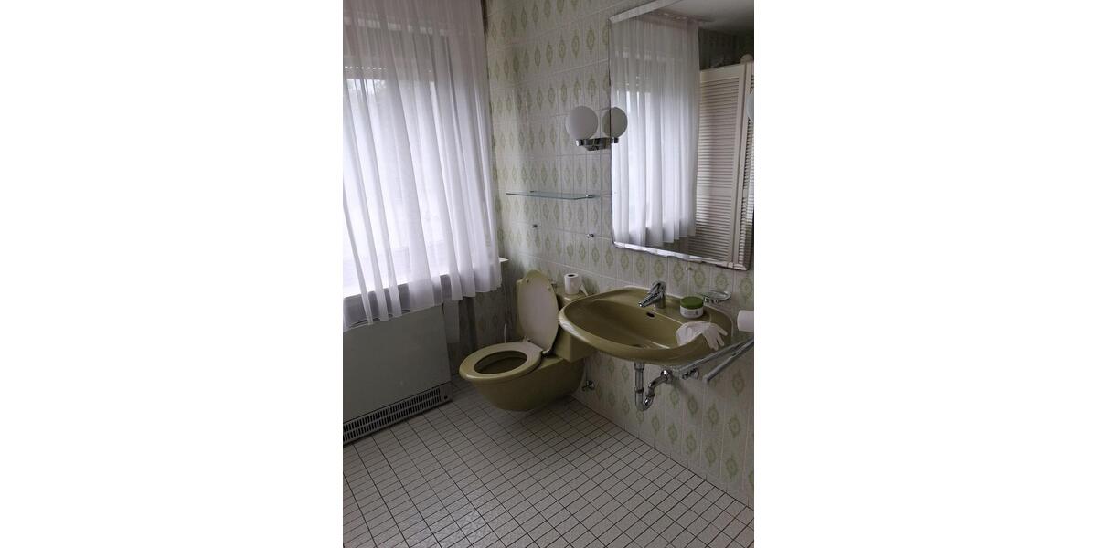 Mehrfamilienhaus, Wohnhaus Werl - 7 Zimmer, 294 m&sup2;, 269.000&euro; | Angebot:26871319