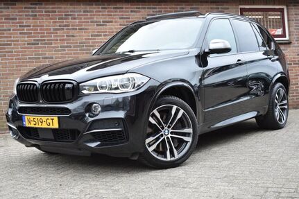 BMW X5 M50
