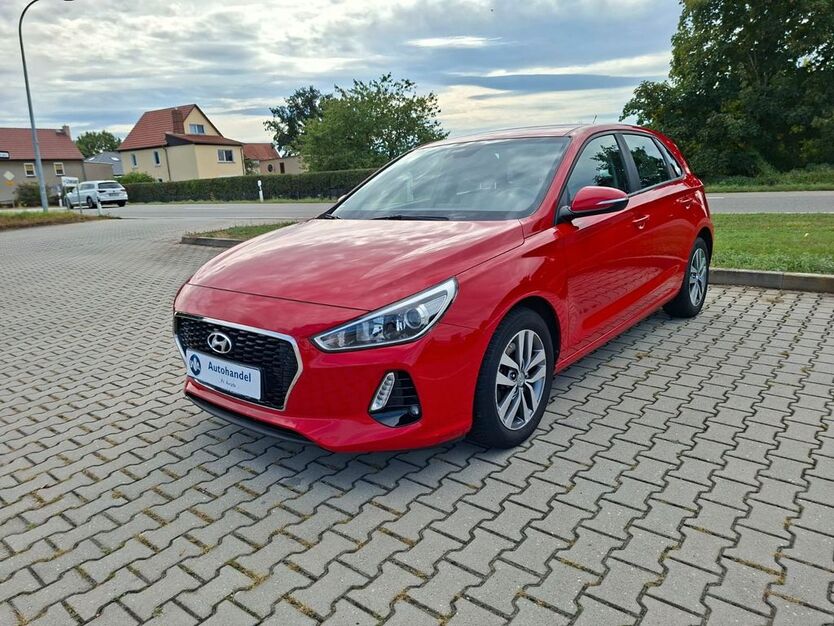 Hyundai i30 155.188 km 9.400 € Borna 04552