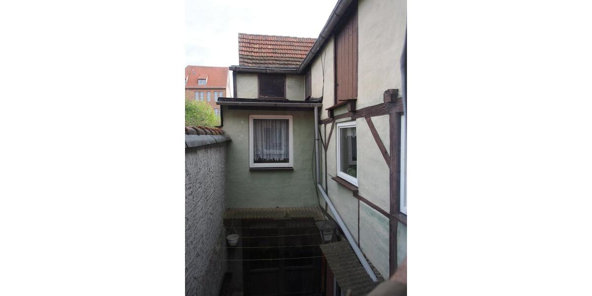 Reihenhaus Naumburg (Saale) - 4 Zimmer, 100 m&sup2;, 75.000&euro; | Angebot:26533168