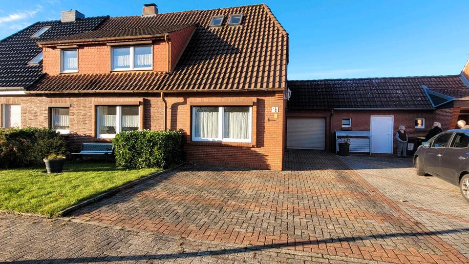 Doppelhaushälfte Schortens - 4 Zimmer, 140 m&sup2;, 210.000&euro; | Angebot:23660161