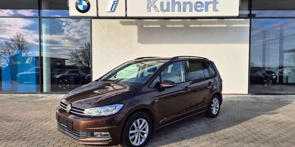 VW Touran 115.851 km 15.885 &euro; Gera 07552