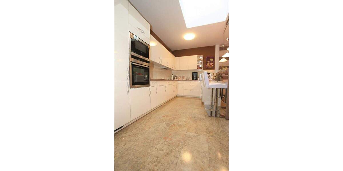 Barrierefreier Bungalow mit hochwertiger Ausstattung in Hamburg - Sasel 4 zimmer