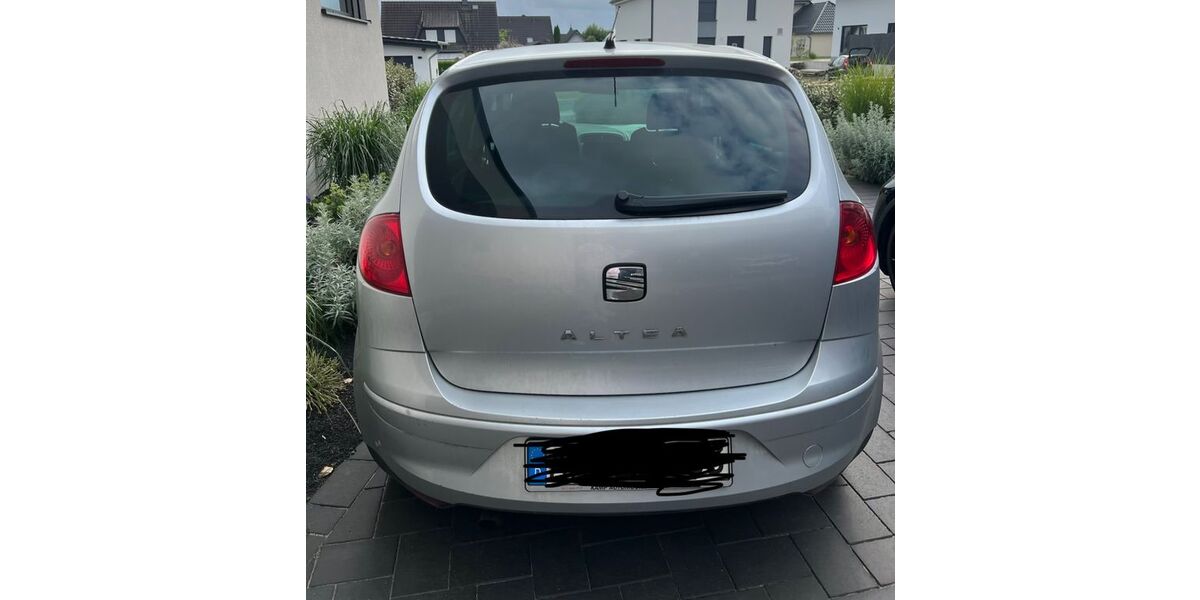 Seat Altea 120.000 km 3.000 &euro; Weitefeld 57586