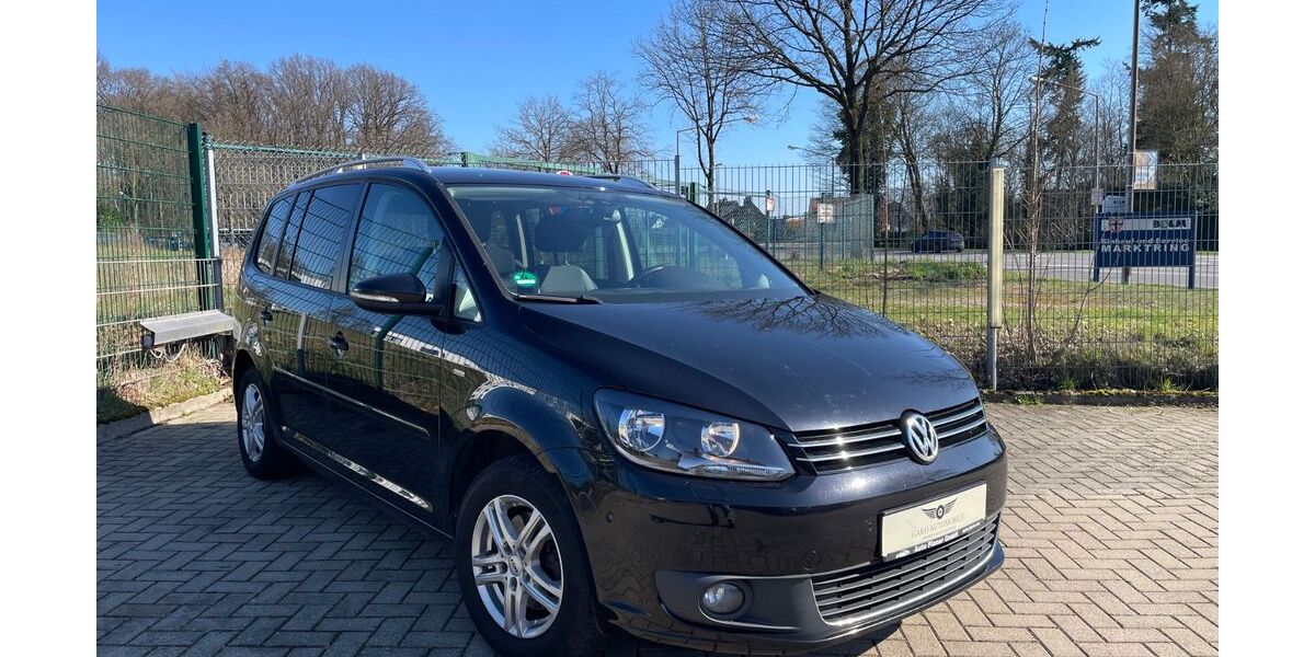 VW Touran 146.000 km 8.700 &euro; Belm 49191