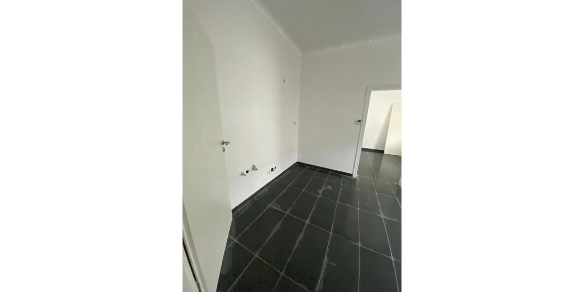 Reihenhaus Zweibrücken - 3 Zimmer, 115 m&sup2;, 1.200&euro; | Angebot:24791425