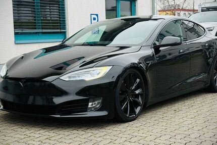Tesla Model S 165.000 km 24.400 &euro; Maintal 63477