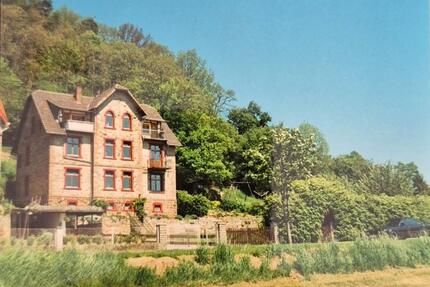 Haus Volkmarsen - 12 Zimmer, 332 m&sup2;, 435.000&euro; | Angebot:25148221