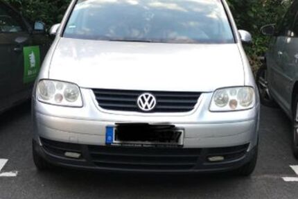 VW Touran 320.000 km 1.700 &euro; Hattersheim am Main 65795