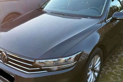 VW Passat Variant 64.999 km 22.500 &euro; Neudrossenfeld 95512