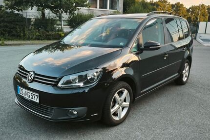 VW Touran 225.850 km 6.350 &euro; Bissendorf 49143