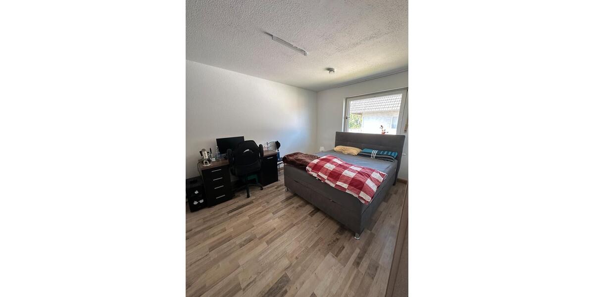 Etagenwohnung Gelnhausen - 4 Zimmer, 115 m&sup2;, 1.250&euro; | Angebot:26705432