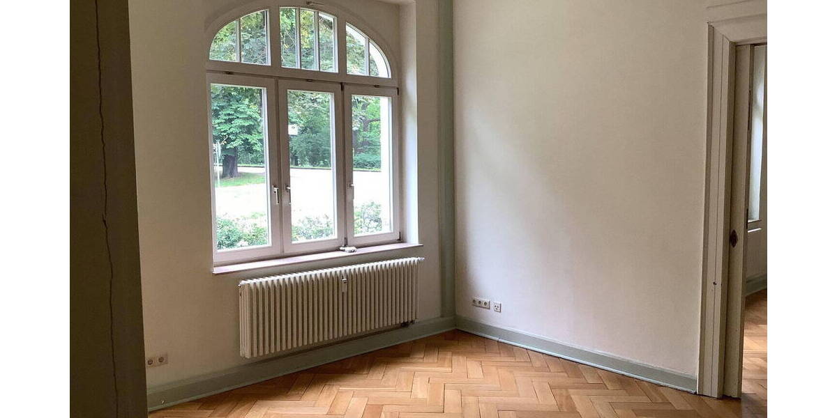 Etagenwohnung Gotha Gotha Nord - 4 Zimmer, 165 m&sup2;, 1.355&euro; | Angebot:26716054