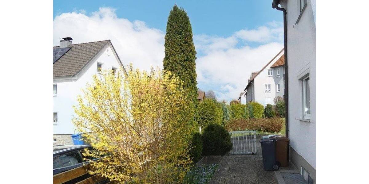 Doppelhaushälfte Vohenstrauß - 5 Zimmer, 102 m&sup2;, 145.000&euro; | Angebot:26912697