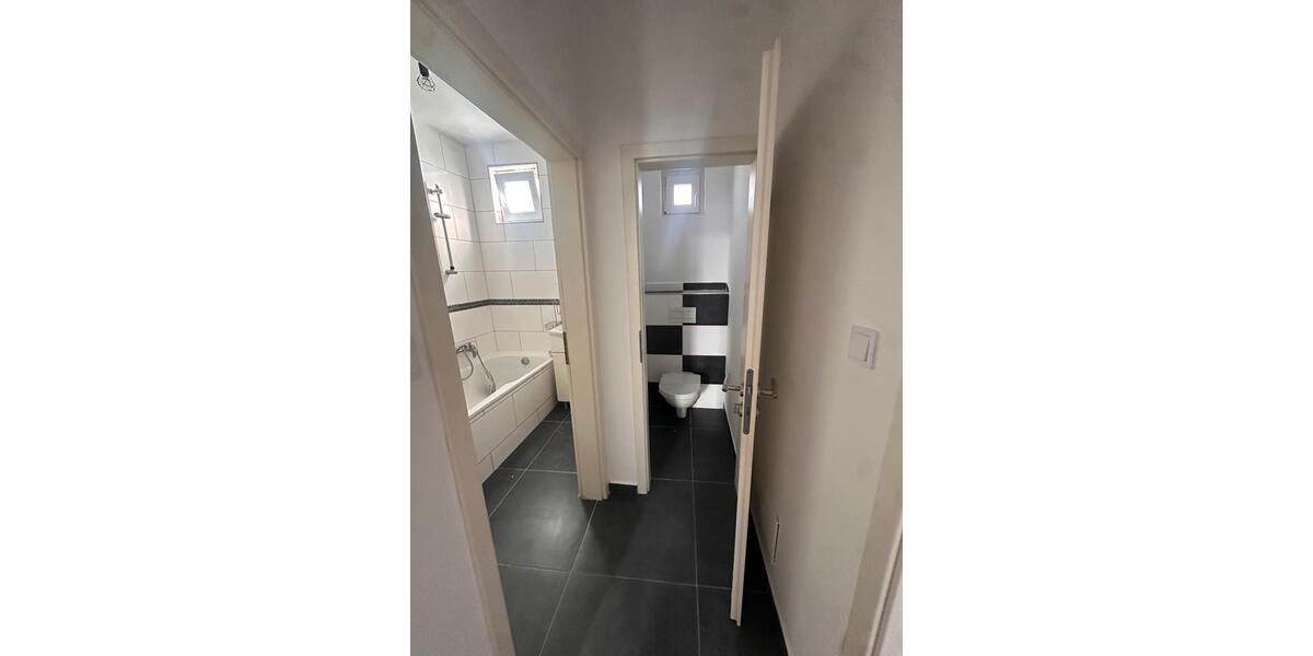 Einfamilienhaus Worms Westliche Vororte - 3.5 Zimmer, 100 m&sup2;, 1.500&euro; | Angebot:25390598