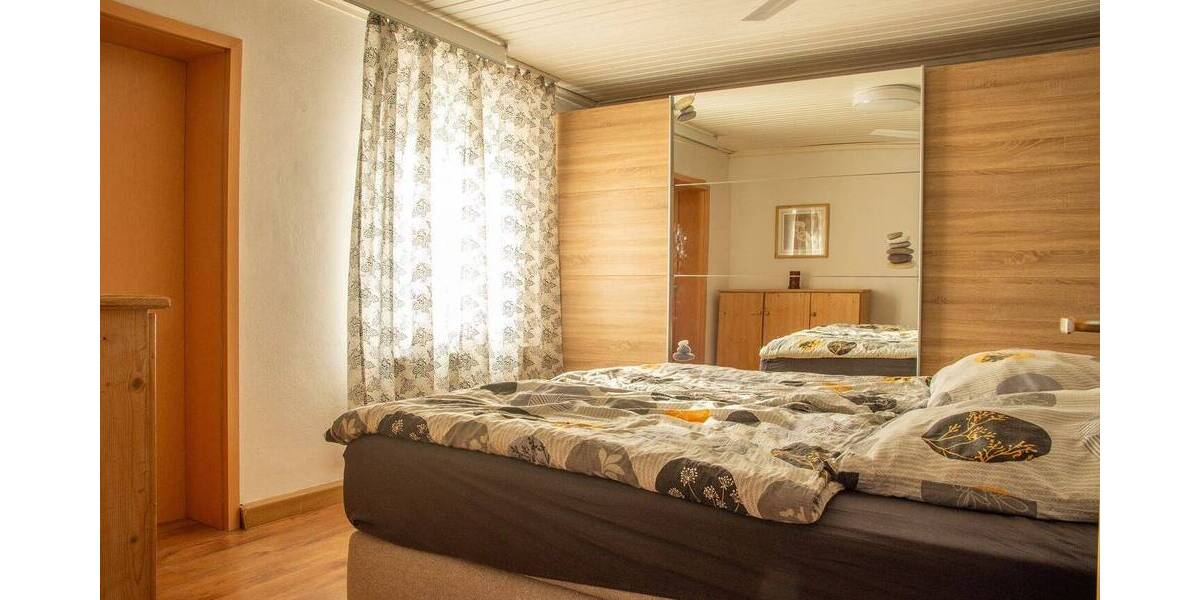 Doppelhaushälfte Landau - 5 Zimmer, 130 m&sup2;, 285.000&euro; | Angebot:26105718