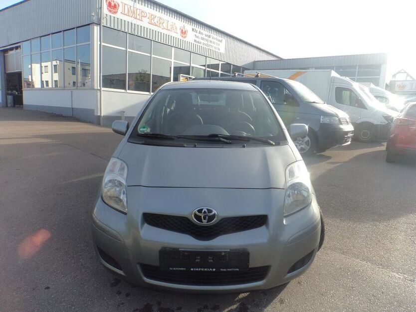 Yaris