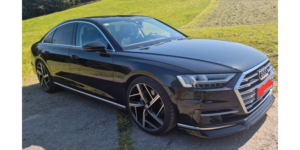 Audi A8 97.000 km 44.800 &euro; Lichtenau 33165