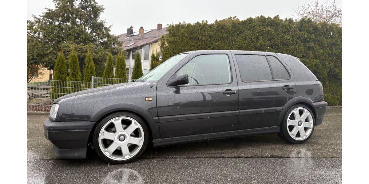 VW Golf 85.567 km 16.999 &euro; Büchlberg 94124