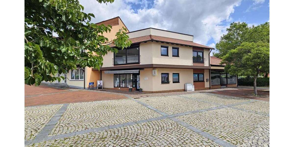 Etagenwohnung Rödental - 4 Zimmer, 107 m&sup2;, 262.000&euro; | Angebot:25477403