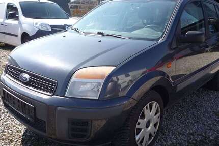 Ford Fusion 192.000 km 1.299 € Mössingen 72116