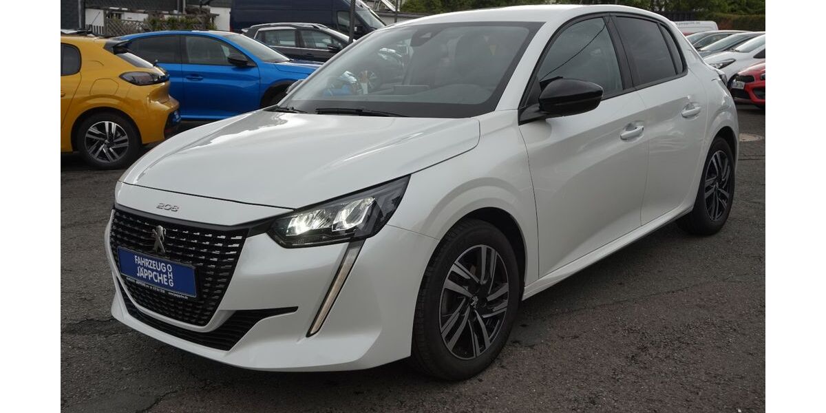 Peugeot 208 26.700 km 14.890 &euro; Burbach 57299