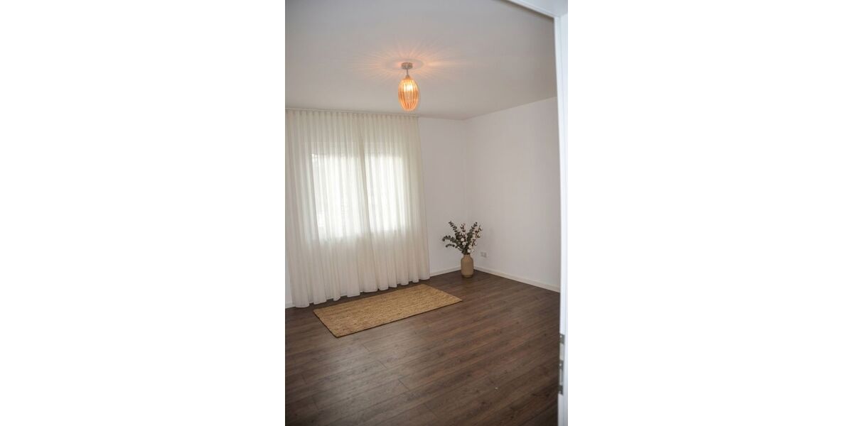 Provisionsfrei* Freistehendes Einfamilienhaus mit Doppelgarage (Bungalow Bj. 2012) in Bad Bevensen - Bungalow Bad Bevensen Medingen | Angebot:26233159