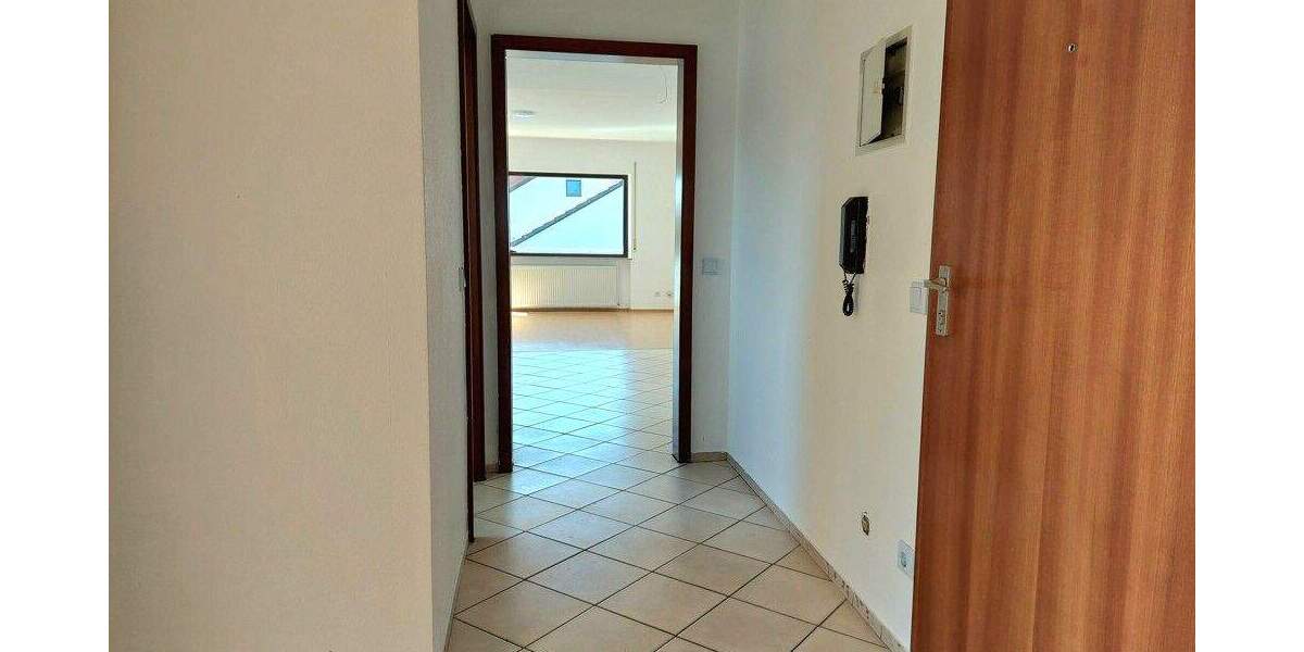 Etagenwohnung Forst - 2 Zimmer, 66 m&sup2;, 229.000&euro; | Angebot:24636196