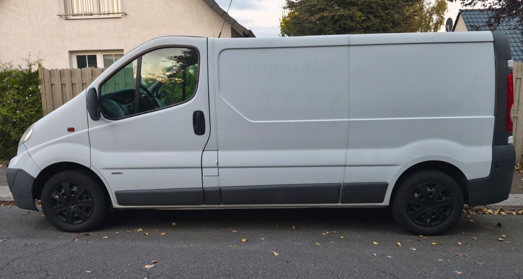 Opel Vivaro 228.000 km 5.600 € Uetersen 25436