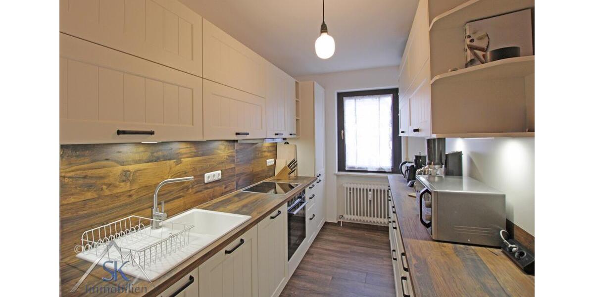 Hochwertige 3 Zi. Whg. mit Loggia, Garage und 2 Stellplätzen in Puchheim wartet auf neue Bewohner! 3 zimmer