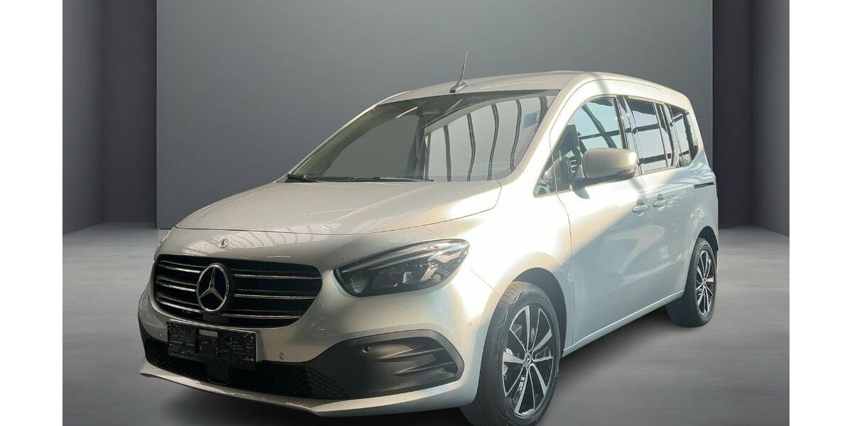 Mercedes-Benz T-Klasse 17.000 km 32.900 &euro; Berlin 13156