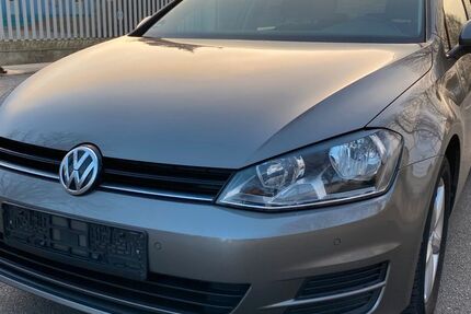 VW Golf 132.800 km 7.900 € Bensheim 64625