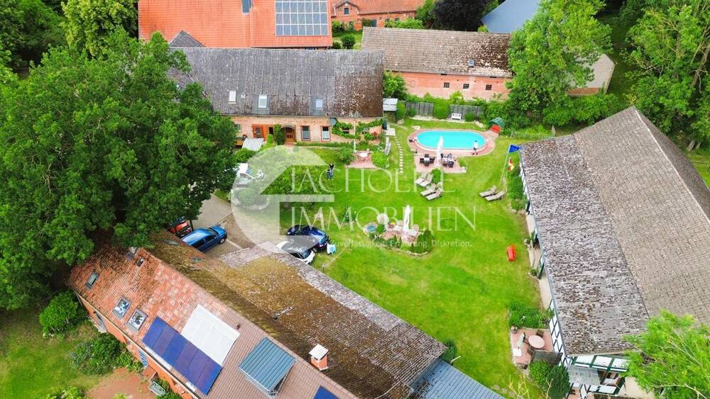 Wohnen im historischen Rundling - Denkmalgeschützte Fachwerkidylle im Wendland 1 zimmer