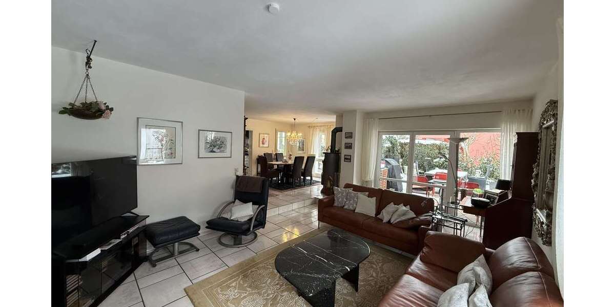 Haus zum Kaufen in Ravensburg 750.000 € 229 m² 9.5 zimmer