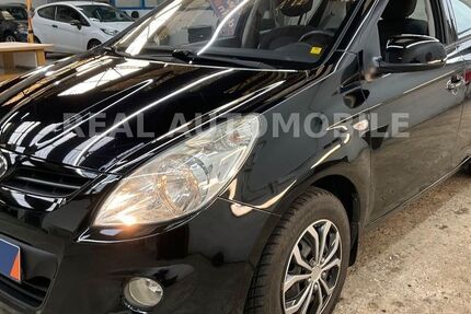 Hyundai i20 110.000 km 4.800 &euro; Frankfurt am Main 65933