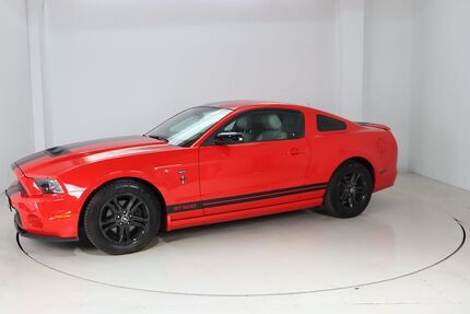 Ford Mustang 148.970 km 14.790 &euro; Dresden 01237