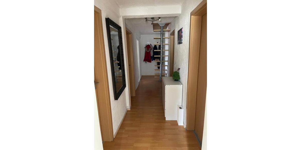 Schöne helle 3,5 Zimmer Maisonette-Wohnung 3.5 zimmer