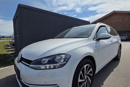 VW Golf 182.000 km 9.900 &euro; Bruckmühl 83052