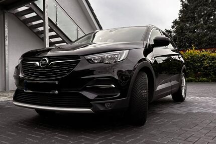 Opel Grandland (X) 135.555 km 13.990 &euro; Elmshorn 25335