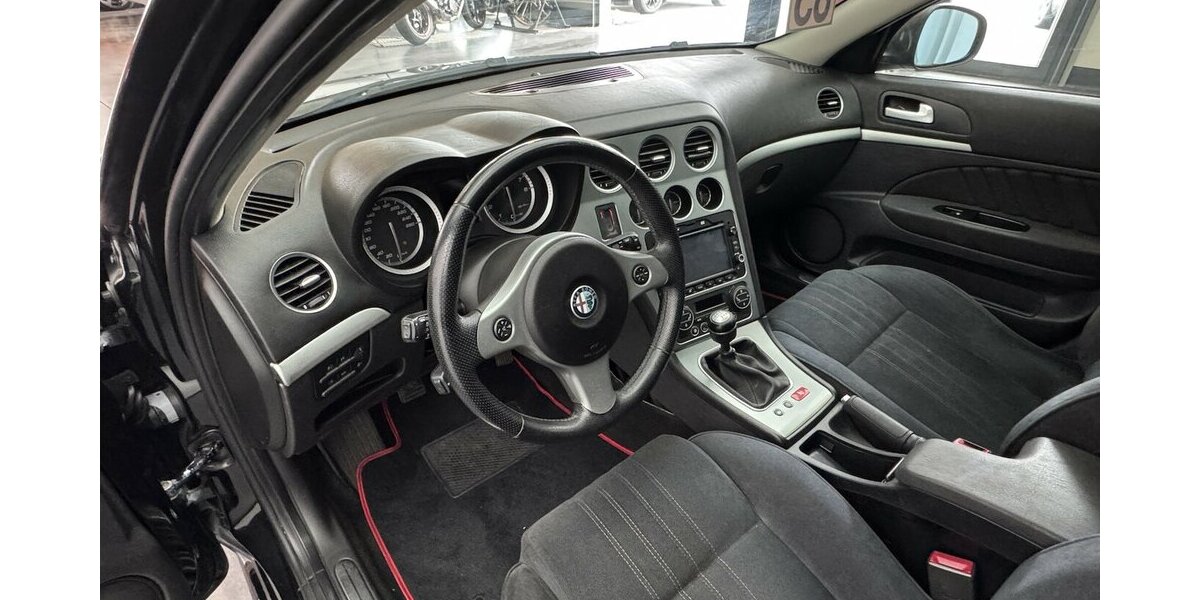 Alfa Romeo 159 1.8 TBi 16V Turismo Navi Radio 140.000 km 4.200 &euro; Lich 35423