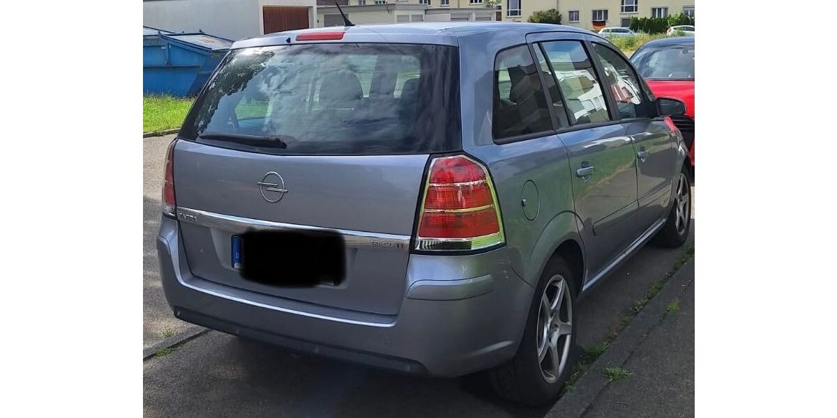 Opel Zafira 261.000 km 950 &euro; Dettingen 72581