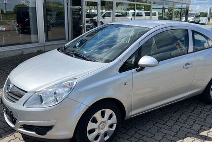 Opel Corsa 84.530 km 2.900 &euro; Pampow 19075